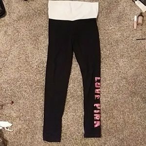 Very nice black victoria secret yoga pants.